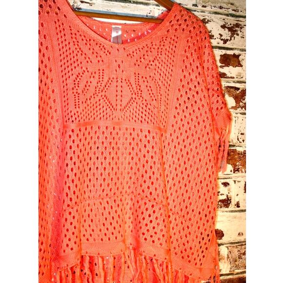 No Boundaries Coral Fringe Hem Poncho Cover-Up Top - Picture 3 of 7